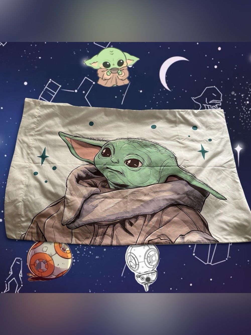 Star Wars The Mandalorian Curious Child Twin Sheet Set